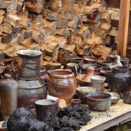 Keramika pálená v anagamě - foto Michaela Vopálková